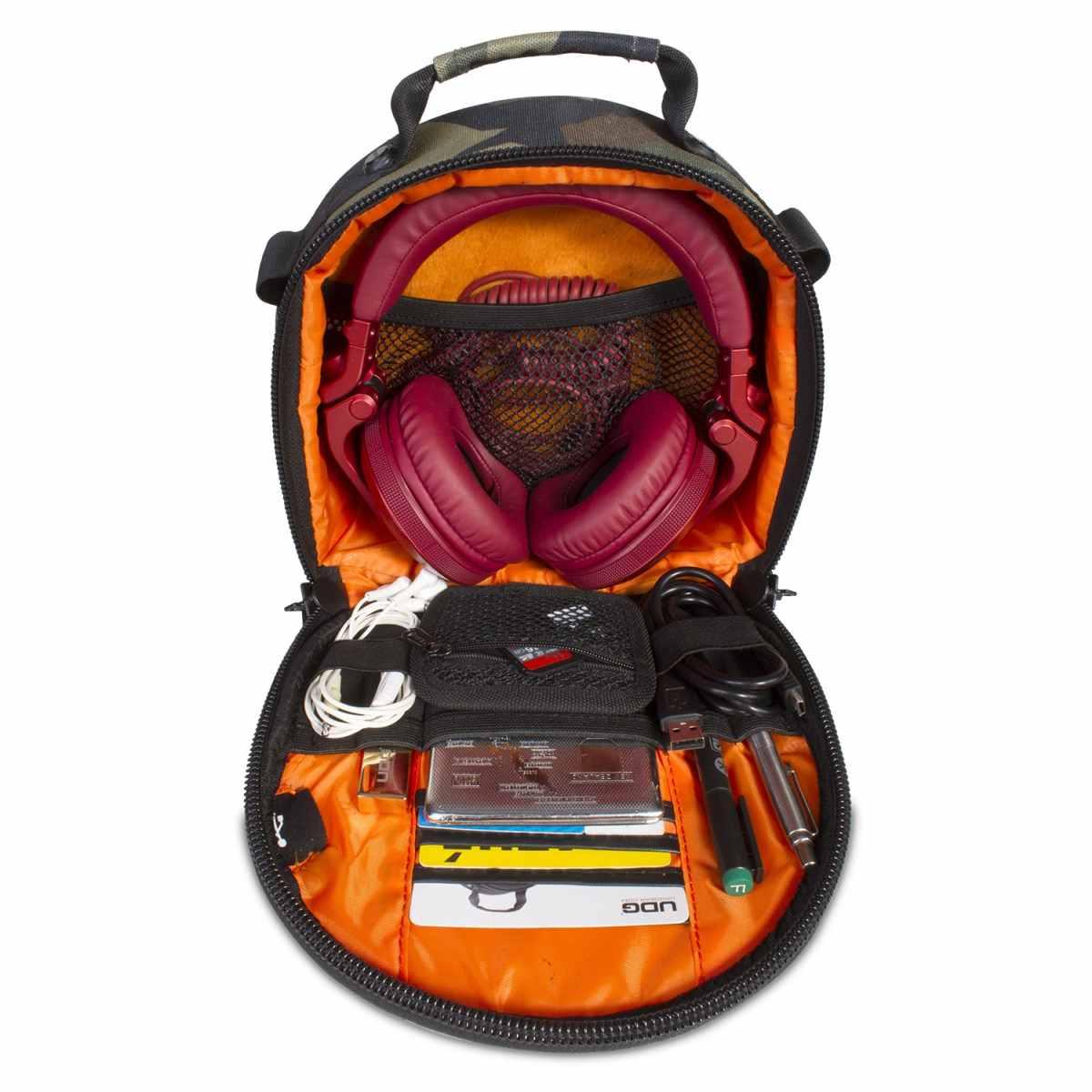 Udg u9950bc/or - ultimate digi headphone bag black camo, orange inside