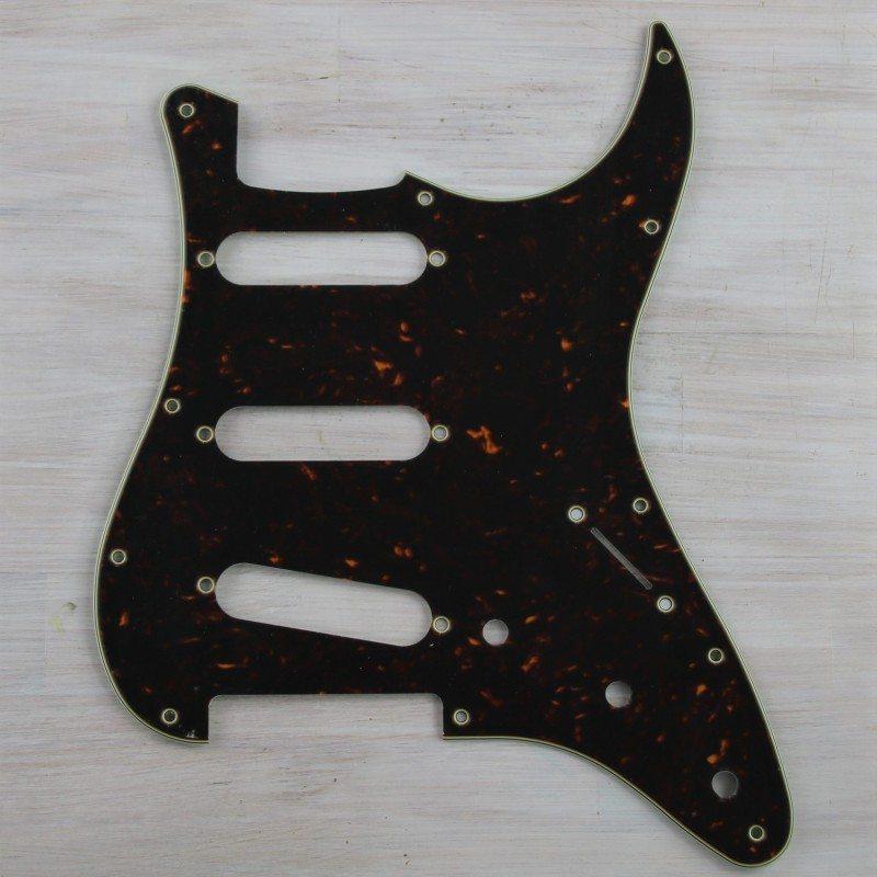 Pg04t battipenna per stratocaster standard tartarugato