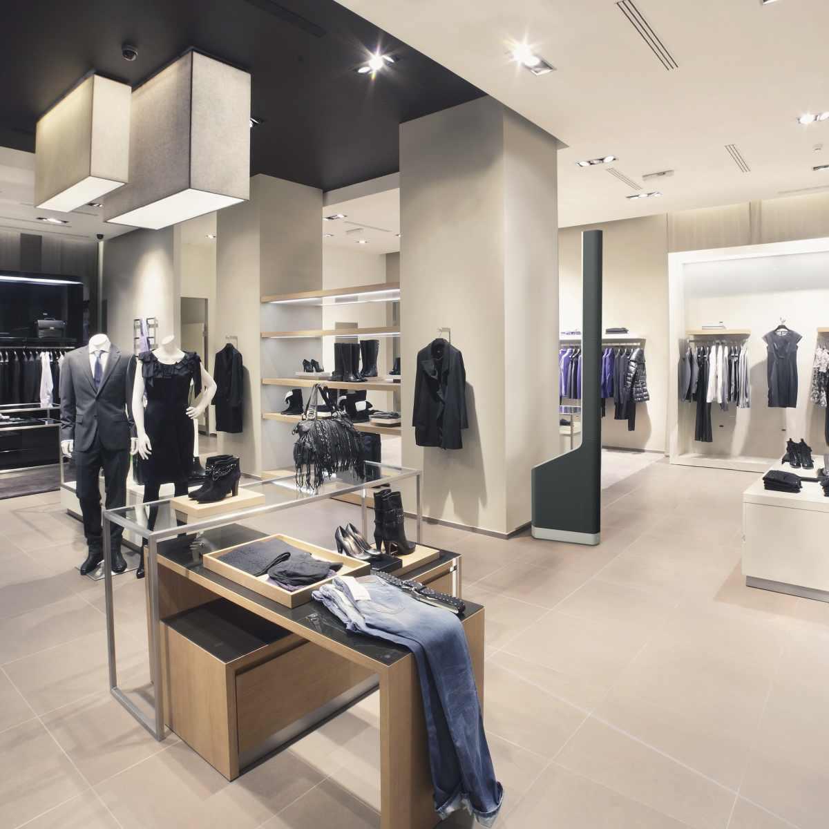 LD SYSTEMS MAUI P900 G - Sistema PA a colonna con alimentazione di Porsche Design Studio in Platinum Grey