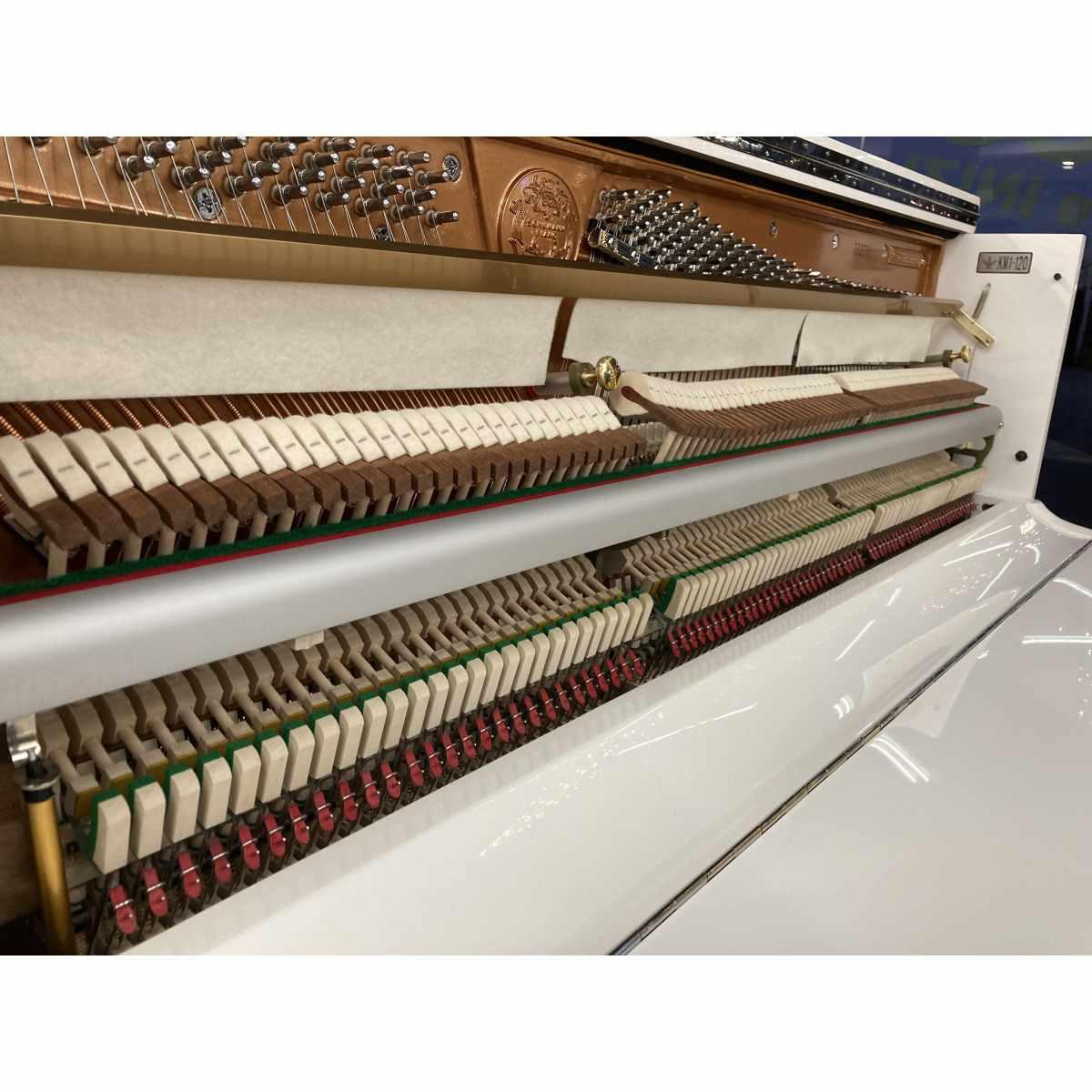 Schumann 120 pianoforte verticale bianco