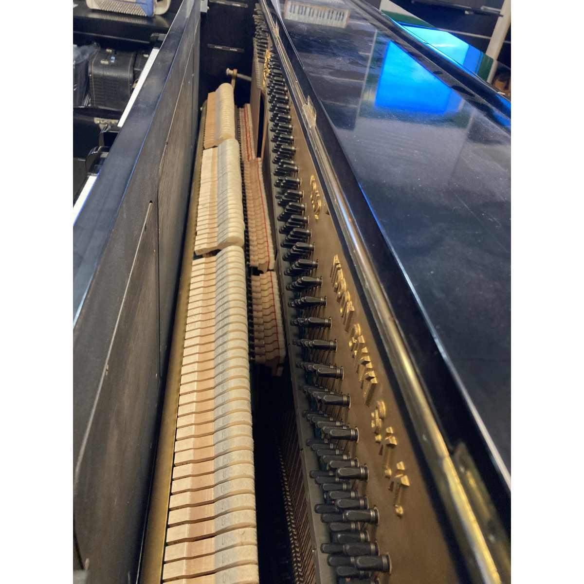 Yamaha u2 pianoforte verticale sn 240507