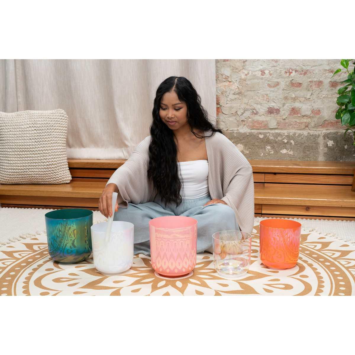 SONIC ENERGY ECSB7B3C Calice in cristallo Essence da 7" B3 cremosa 440 Hz chakra della corona