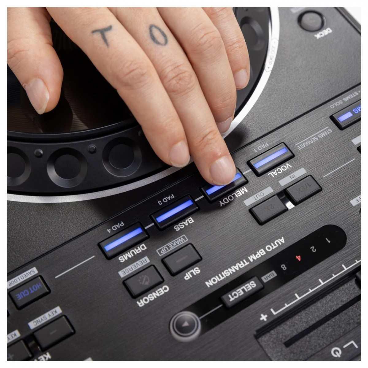 Pioneer ddj-rev5 console dj 2 canali in stile scratch per serato dj e rekordbox