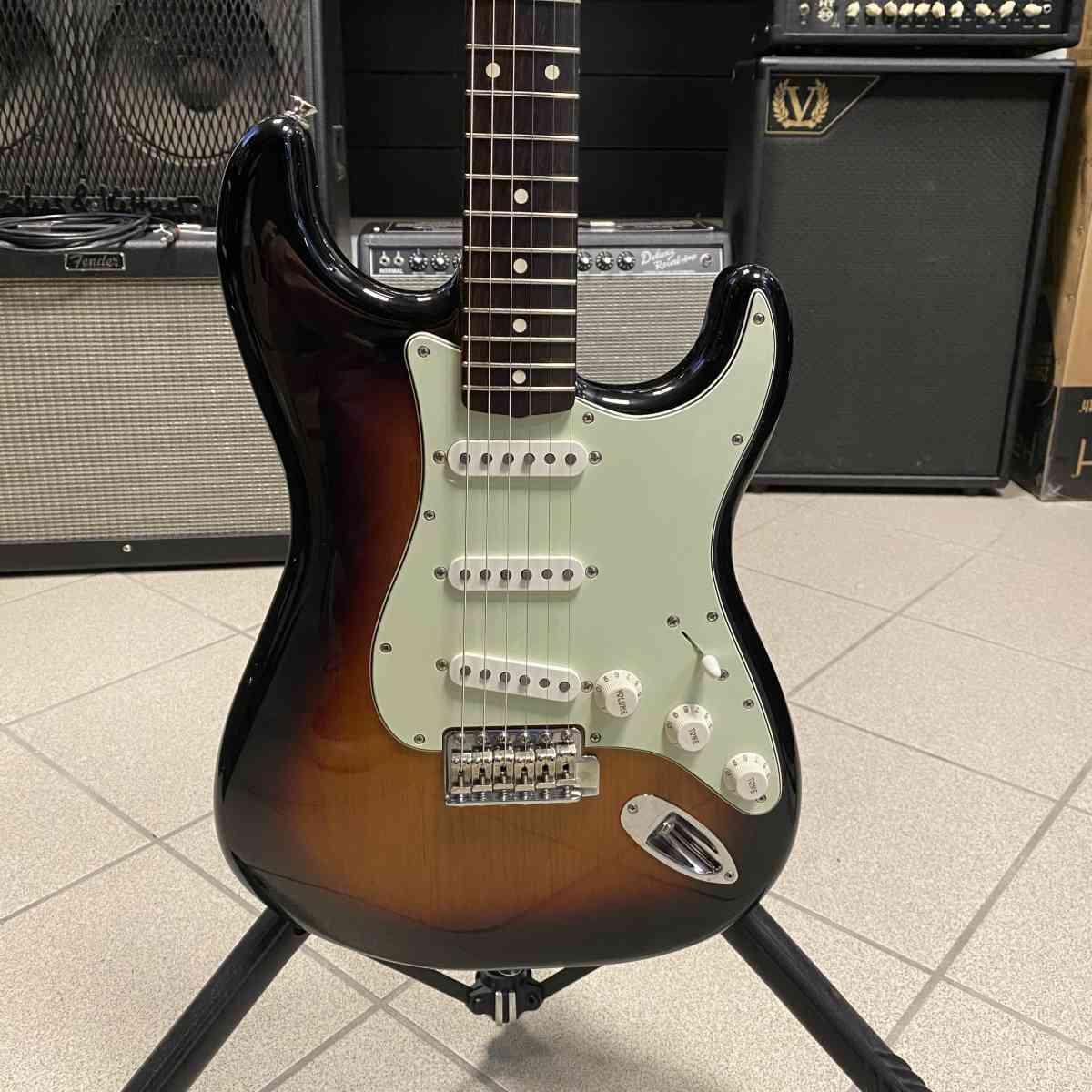 Fender vintera stratocaster sunburst - usato garantito