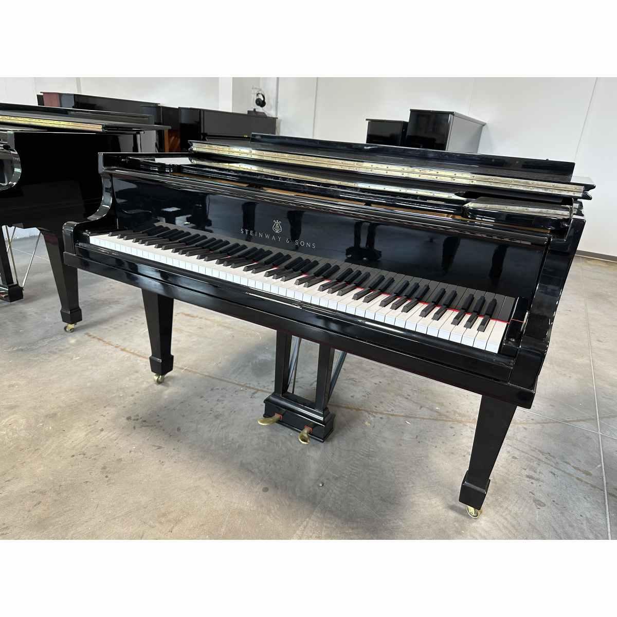Steinway & sons o170 pianoforte a coda