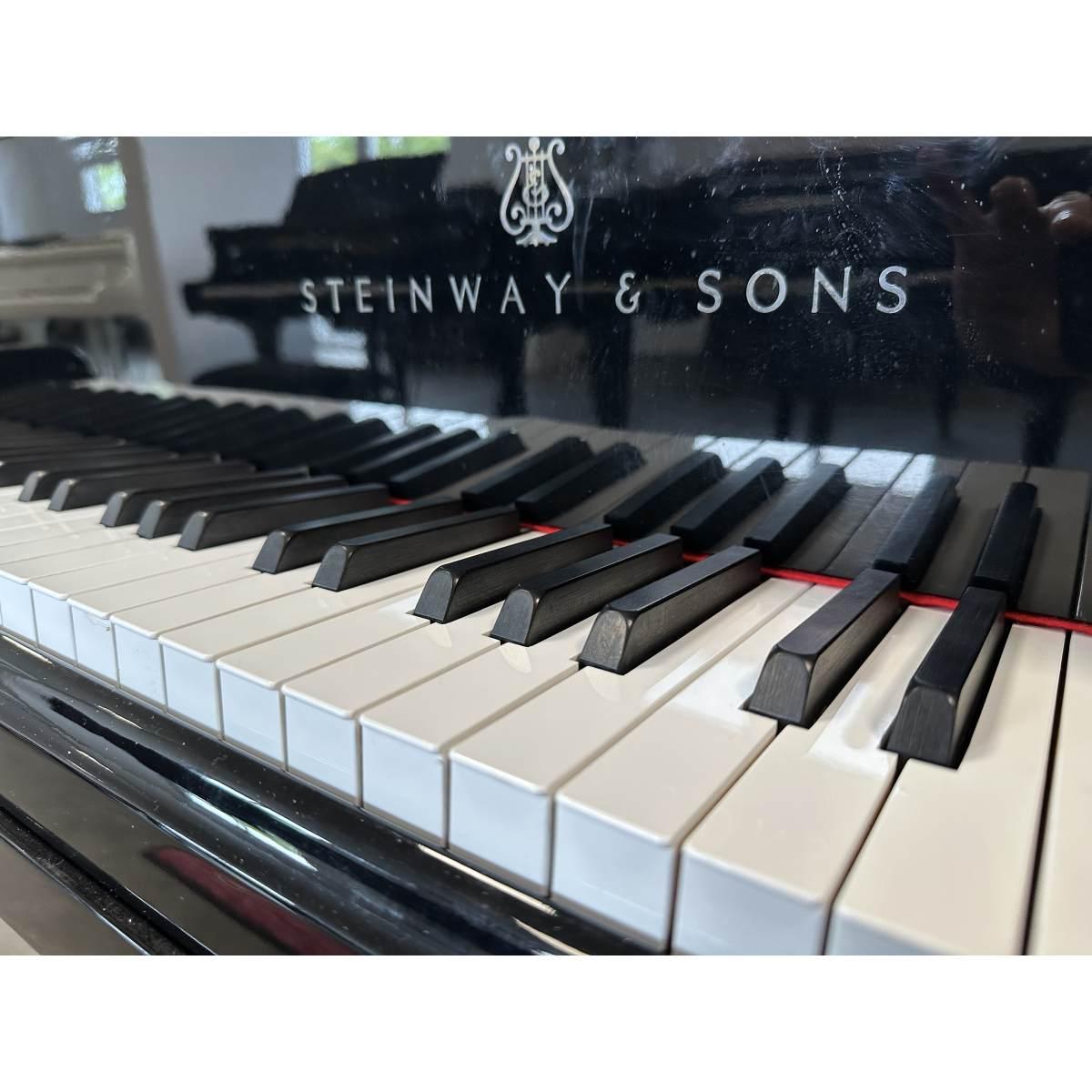 Steinway & sons o170 pianoforte a coda