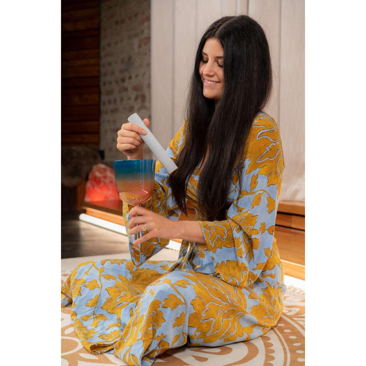 SONIC ENERGY ESOLCSB528 Campana tibetana in cristallo Essence Solfeggio da 4,5" Mi 528 Hz, Sunrise Blue