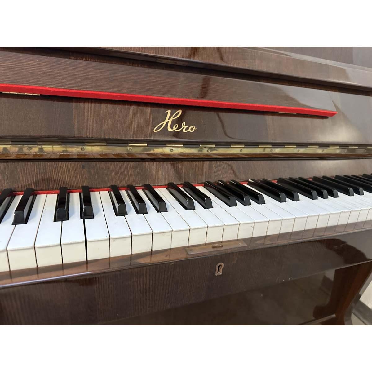 Hero 692 pianoforte verticale mogano