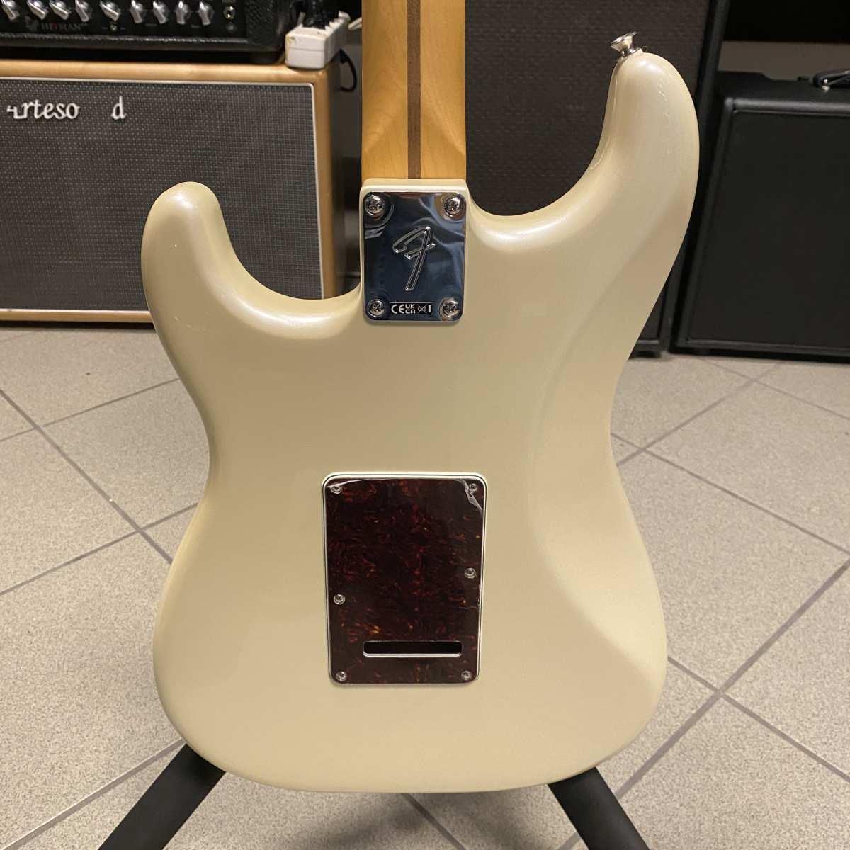 Fender player ii modified stratocaster hss rw olympic white chitarra elettrica