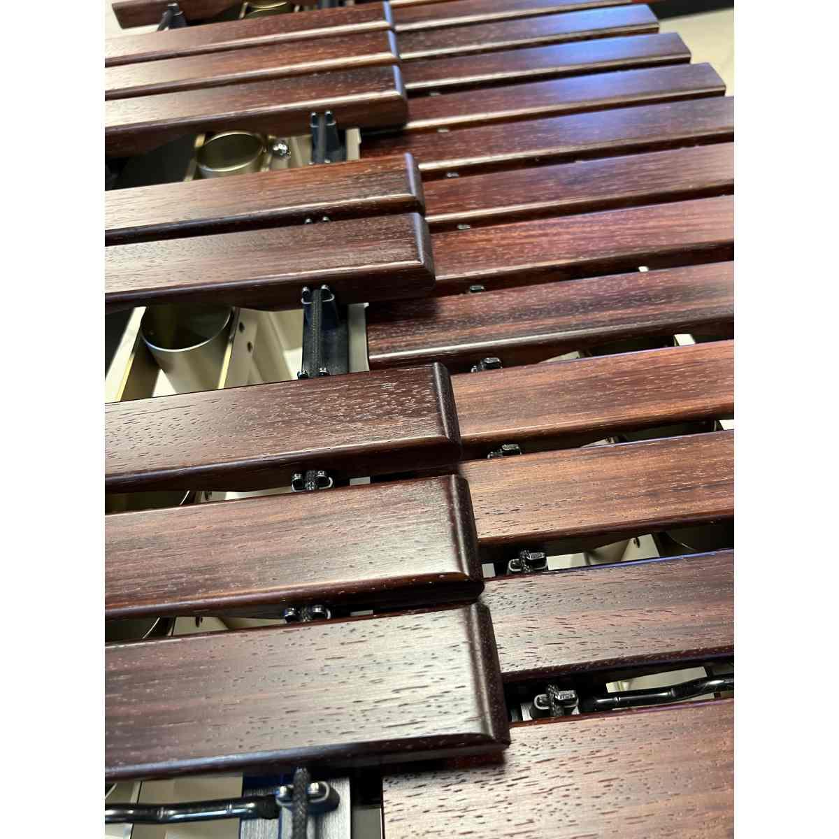 YAMAHA MARIMBA YM1430 4 1/3 OTTAVE in PADOUK (B-STOK)