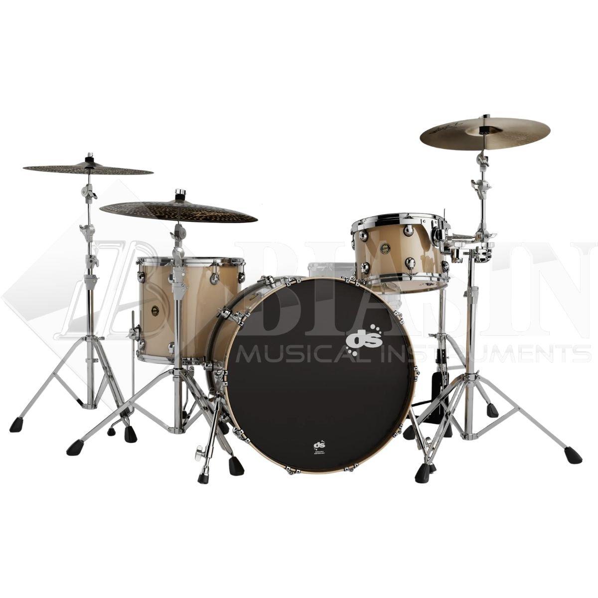 DS DRUM Fury Rock Kit Maple Shell Pack 3 pezzi Caramel Brass Lacquer 24/13/16