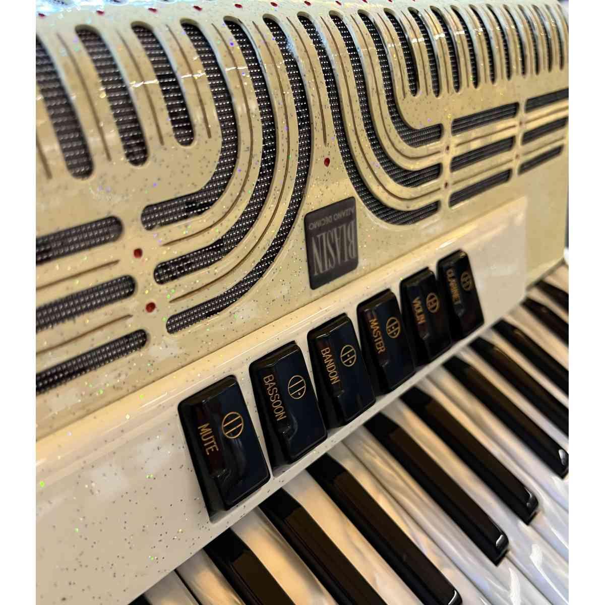 Zahre 96 bassi helicon bianca fisarmonica (usata)