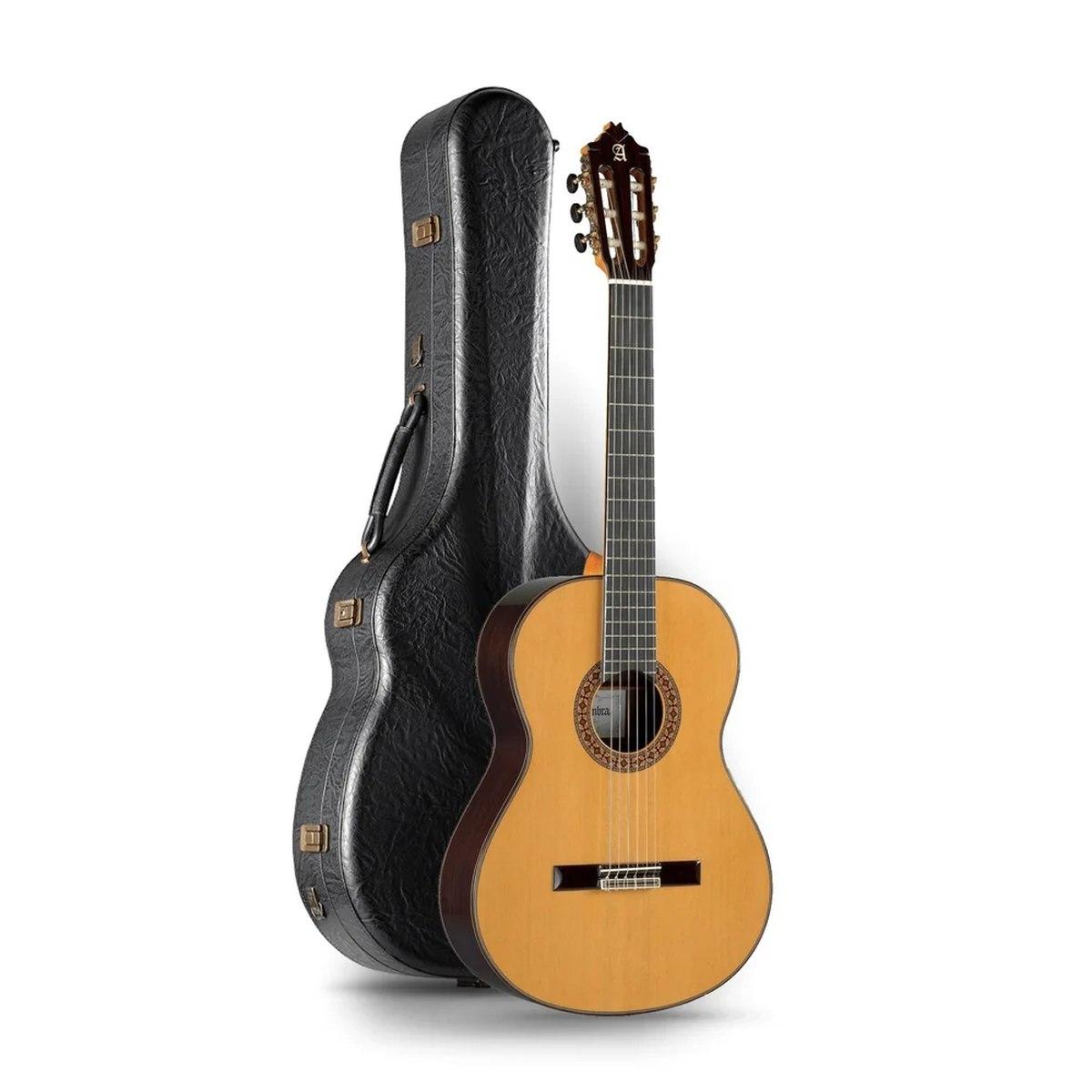 Alhambra 8p chitarra classica 4/4 con custodia