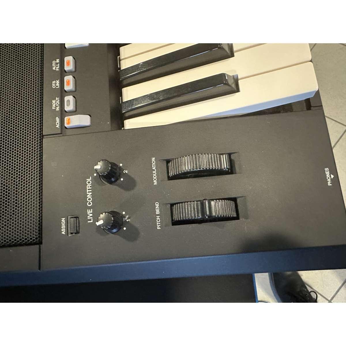 Yamaha psr s975 tastiera usato garantito