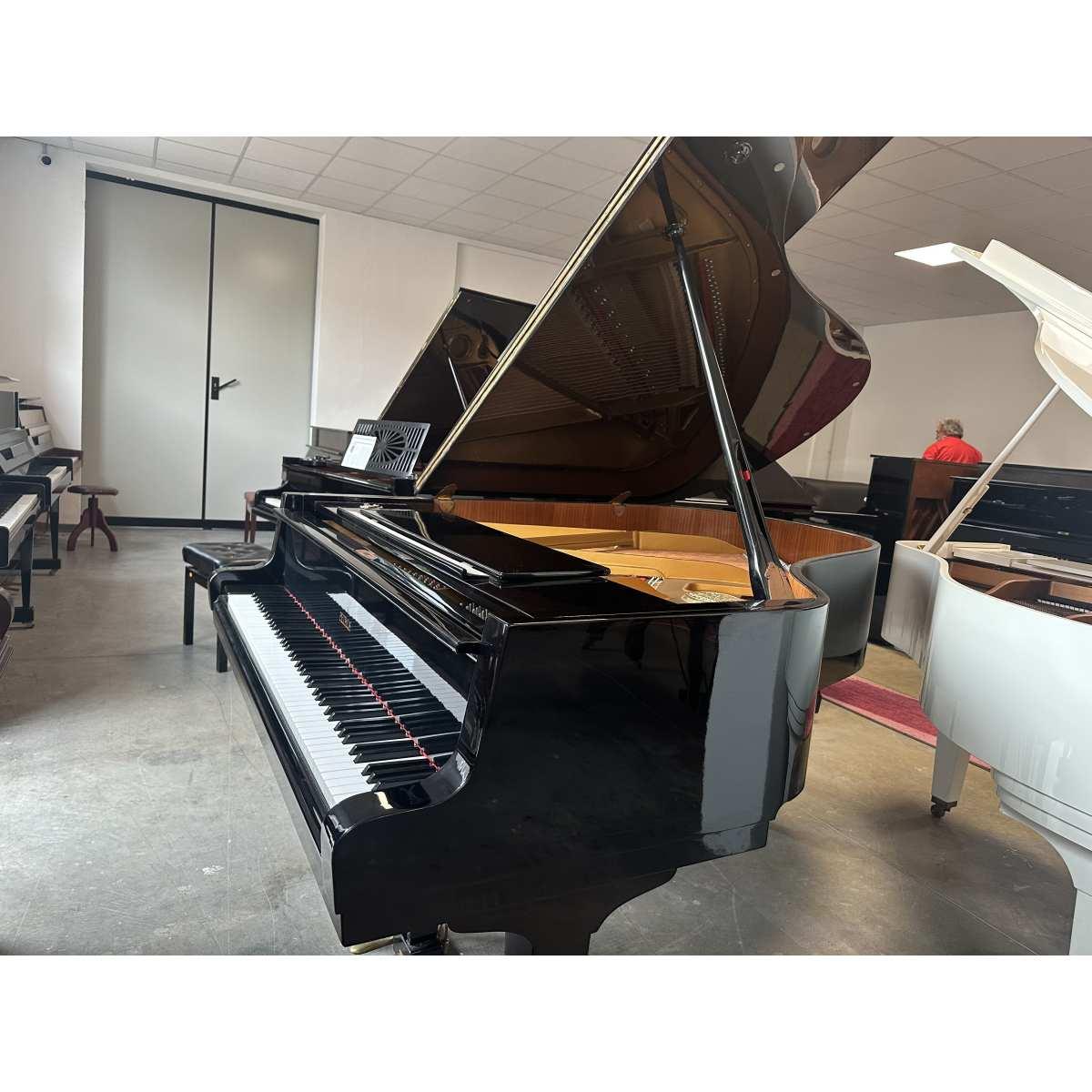 Petrof 170 pianoforte a coda nero lucido sn 486022
