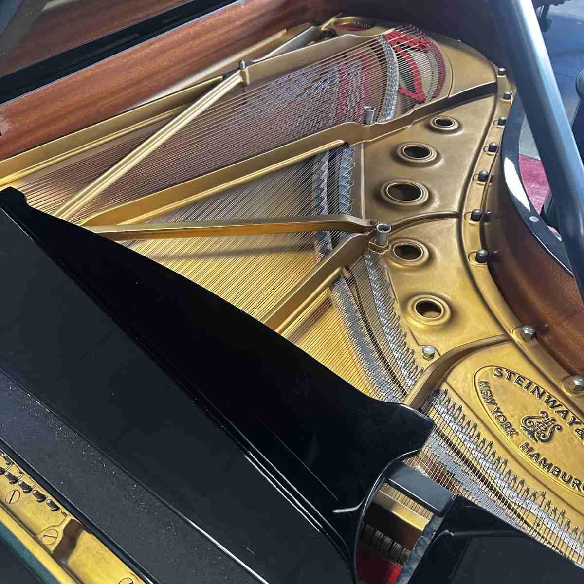 Steinway b211 pianoforte a coda nero lucido sn 491323