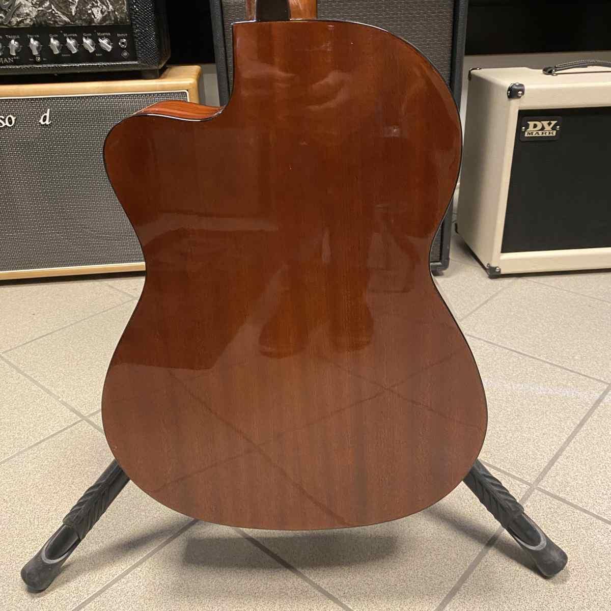 Salvador cortez cc 10 ce chitarra classica elettrificata - usato garantito