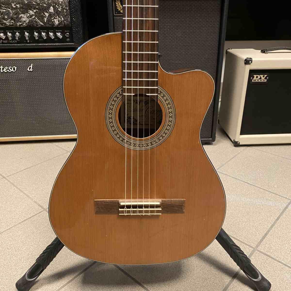 Salvador cortez cc 10 ce chitarra classica elettrificata - usato garantito